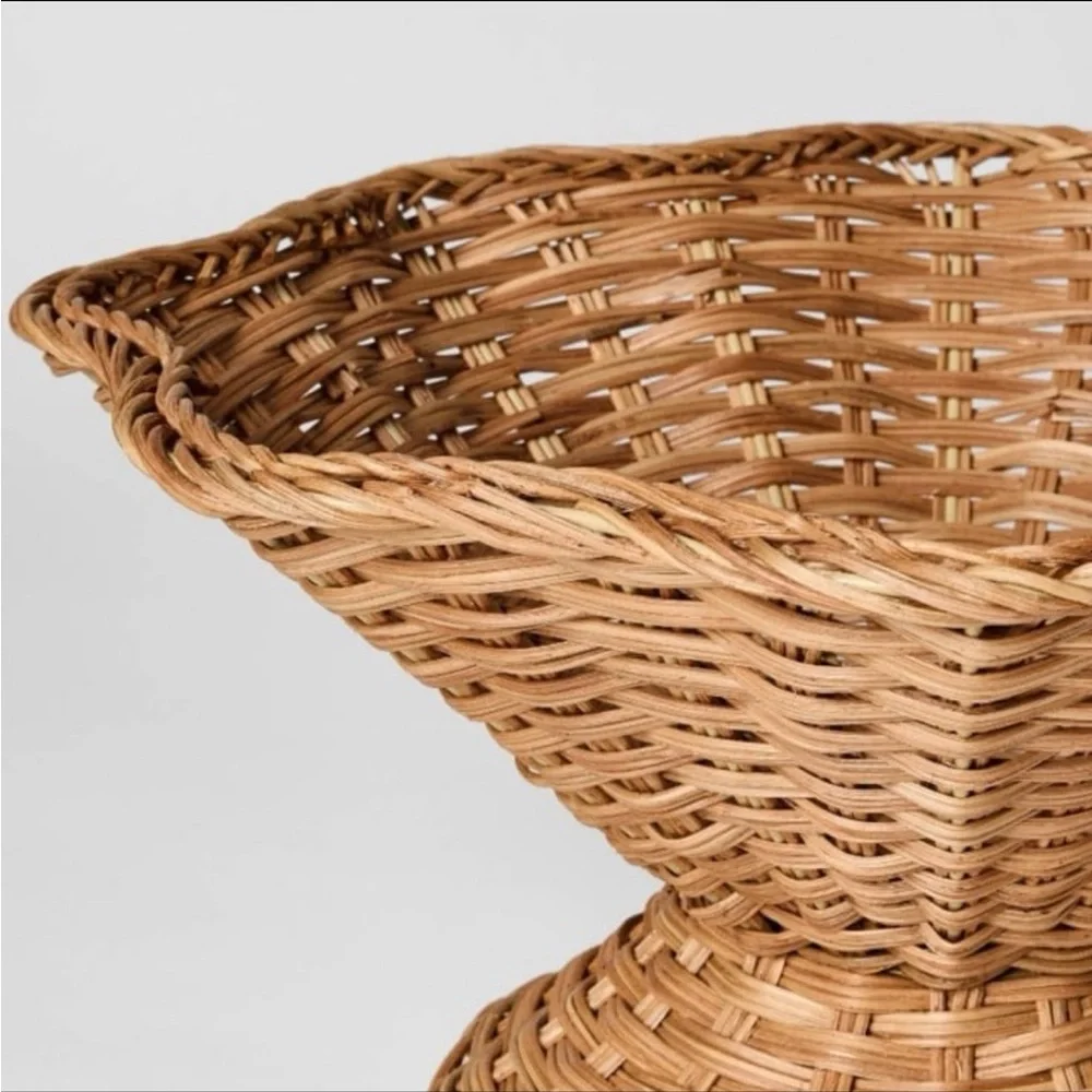 Woven Bowl Wavy Rim w Pedestal Base Basket -Threshold designed w Studio McGee